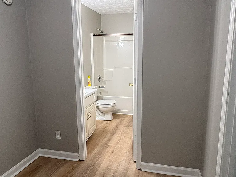 2700 Fort Daniels Dr — Photo 24