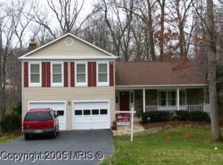 11645 Deer Forest Rd, Reston, VA 20194