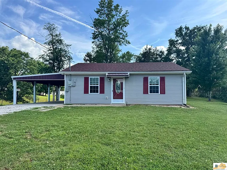 8982 N Dixie Hwy — Photo 1