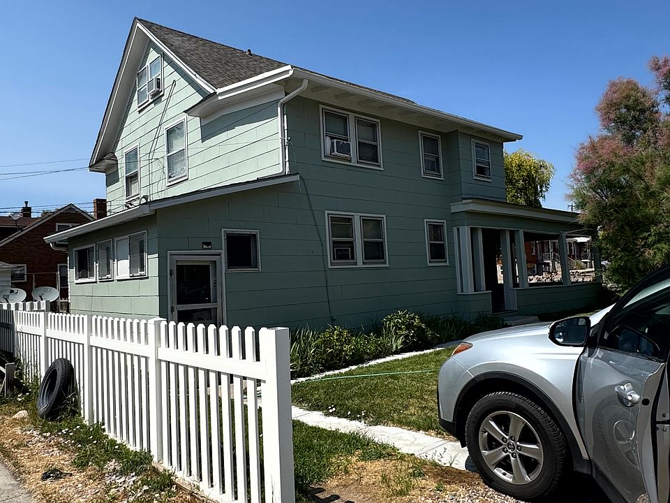 View of house from E Humbolt St