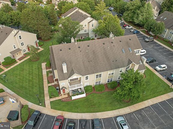 3rd image of 3102 Limestone Way