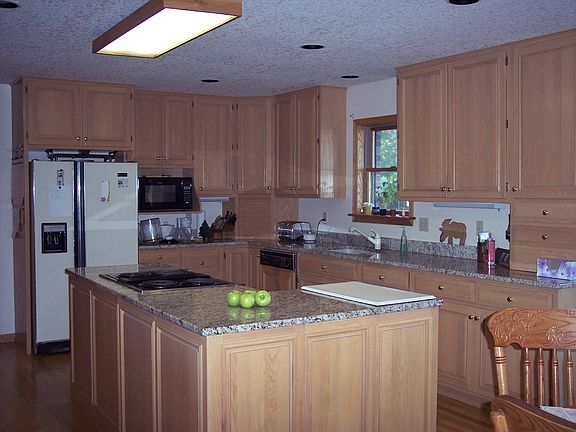 Kitchen/Builtin Grill