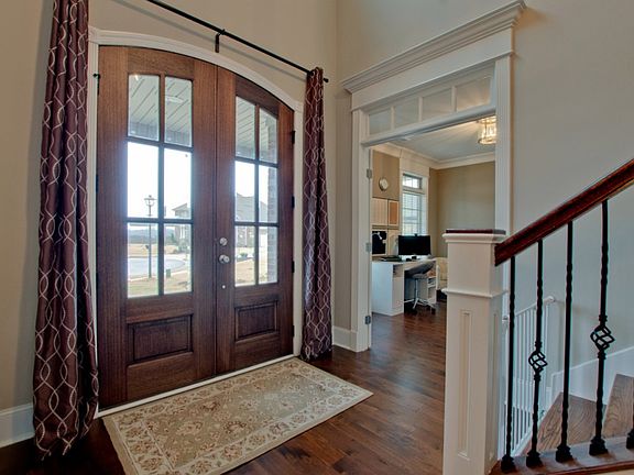 3rd image of 2938 Chantry Pl SE