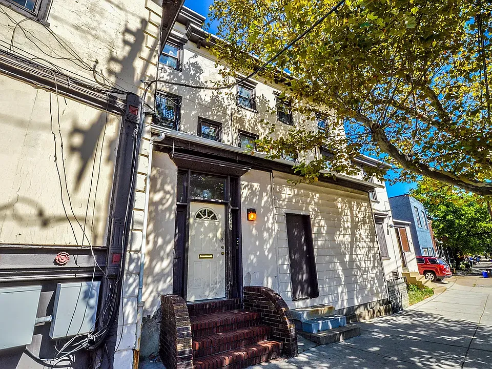 3965 Baltimore Ave #2