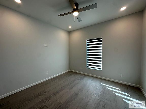 3rd image of 7003 Heritage Oaks Dr