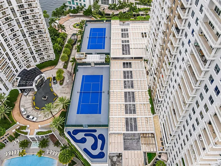801 Brickell Key Blvd #2108 — Photo 33