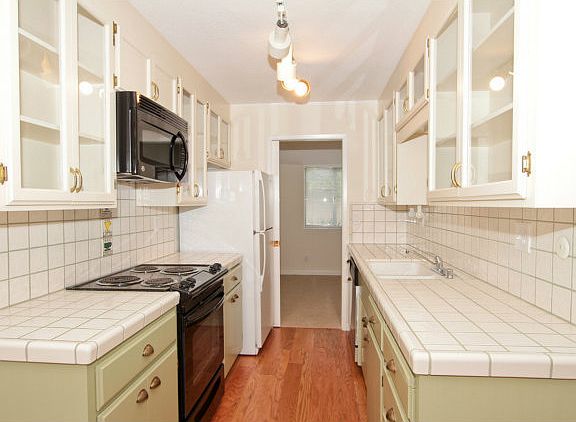 5th image of 1432 Glenpine Dr