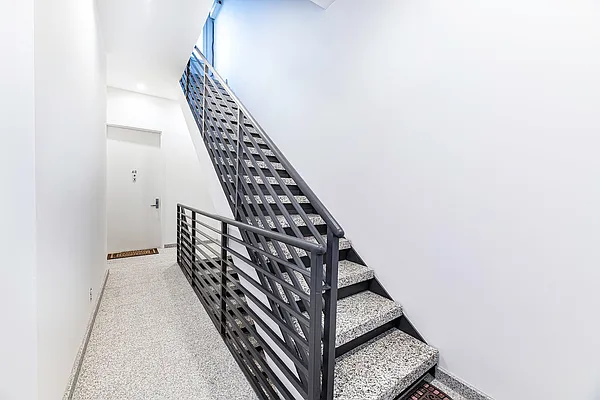 Rented by REAL New York | media 56