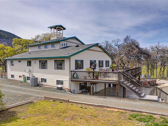 3rd image of 340 Fritch Rd
