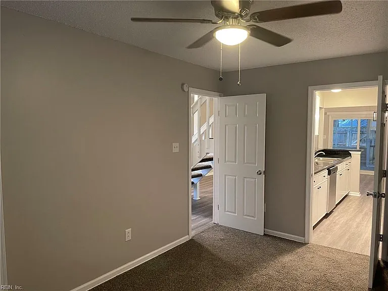 808 Quesnel Dr — Photo 15