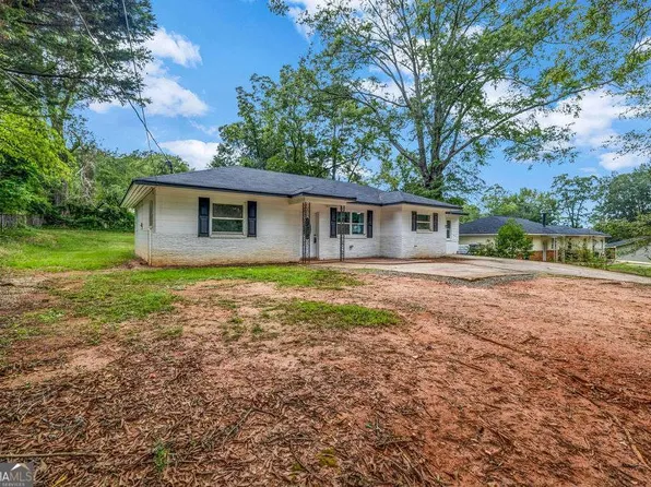 305 S 18th St, Griffin, GA 30224