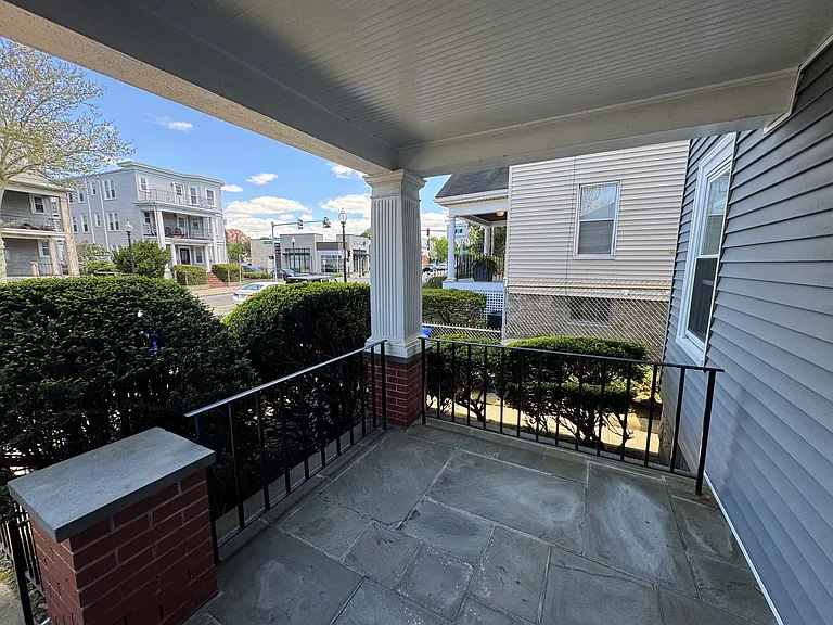 440 Washington St #1 — Photo 9