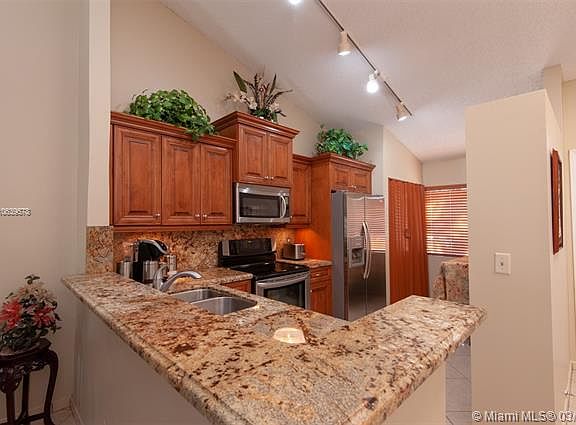 5th image of 5544 SW 28th Ter #5544