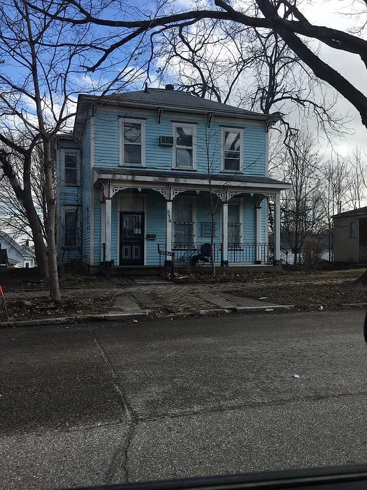 530 S 10th St photo 1