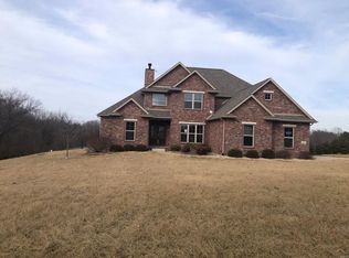3324 Greenbriar Ave, Godfrey, IL 62035