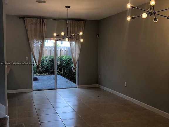 5th image of 2743 SE 15th Pl #2743