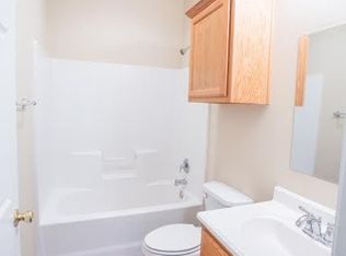 2408 Bryan St APT 201, Commerce, TX 75428