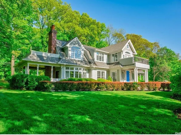 28 Overlook Road, Locust Valley, NY 11560