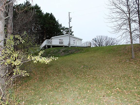 4th image of 14680 Shoreline Ln