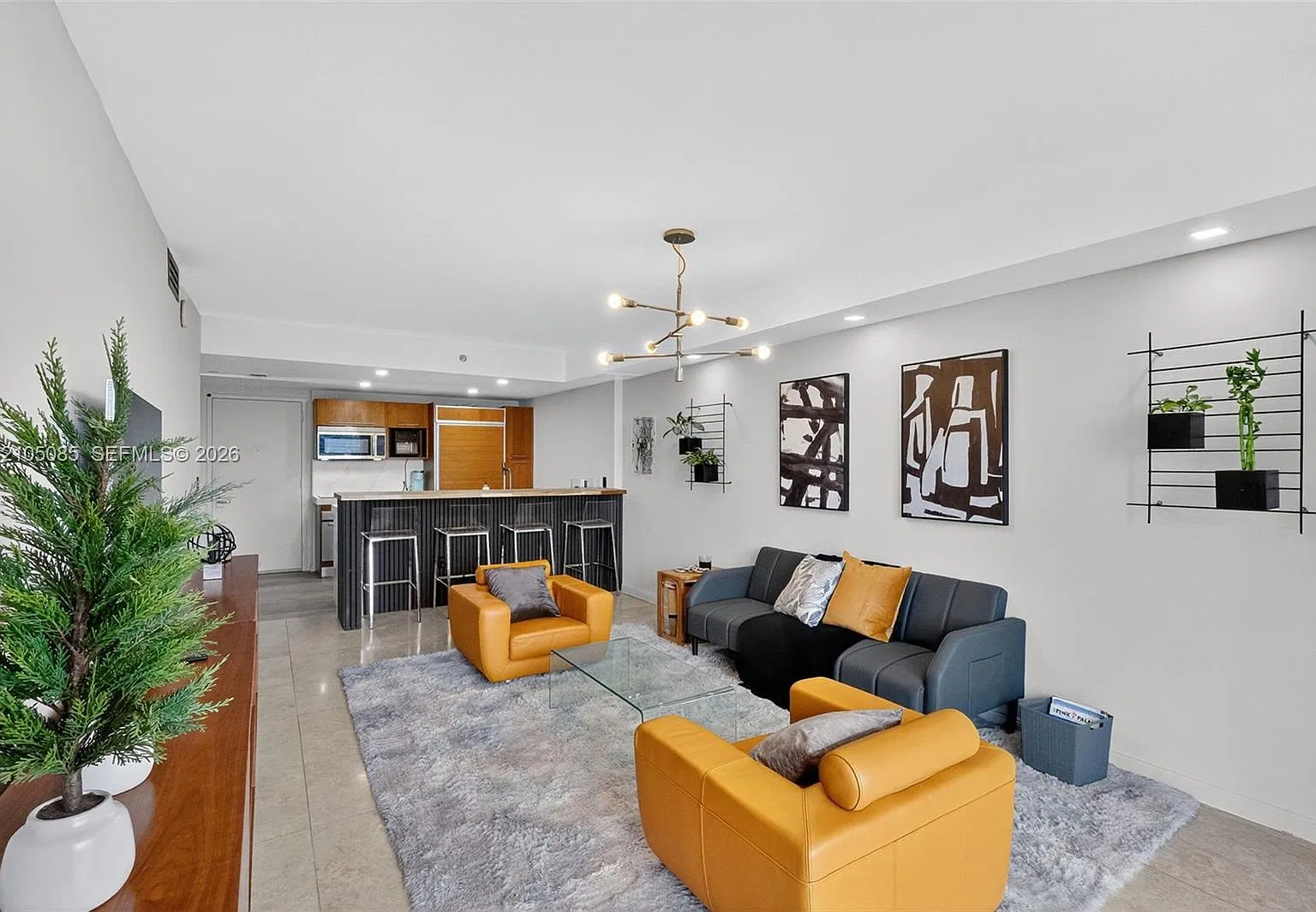 50 Biscayne Condo — Photo 3