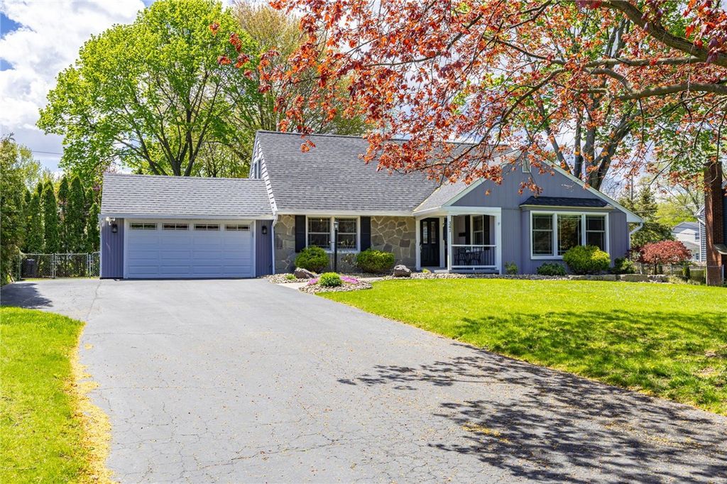 341 Churchill Dr S, Rochester, NY - View 4
