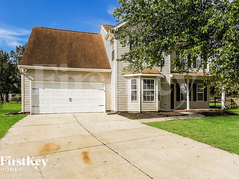 4852 Asherton Pl NW — Photo 2
