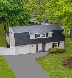 2 Shearwater Ct, Centereach, NY, 11720