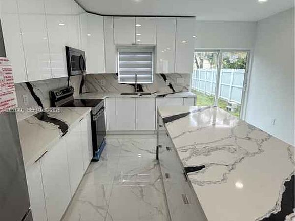 5th image of 2100 NW 102nd St