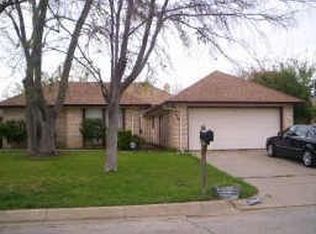 3644 Wedgworth Rd S, Fort Worth, TX 76133