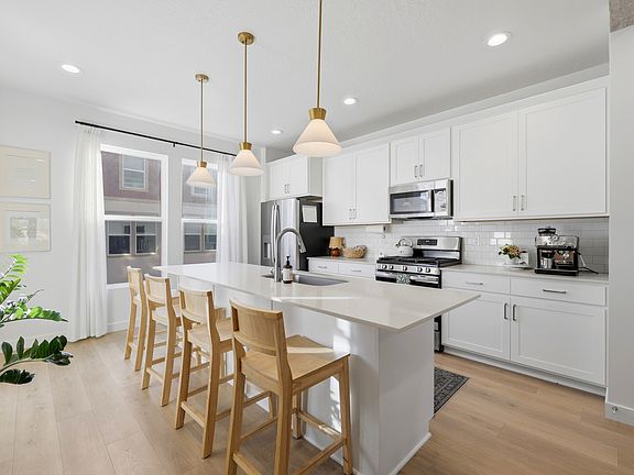4th image of 1484 N 1875 W