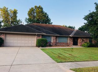 2517 Kensington Way, Bartlesville, OK 74006