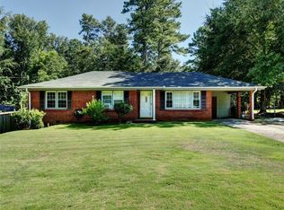1458 Spruce Dr SE, Smyrna, GA 30080