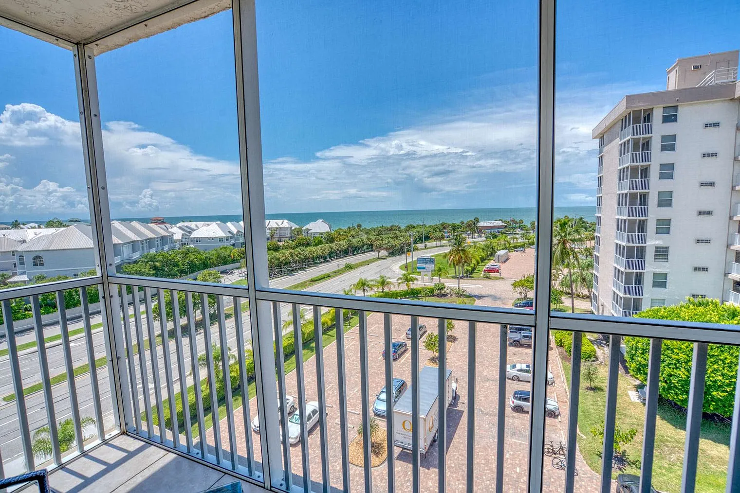 1 bed, 1.0 bath, 505 sqft, $3,121 — Photo 4