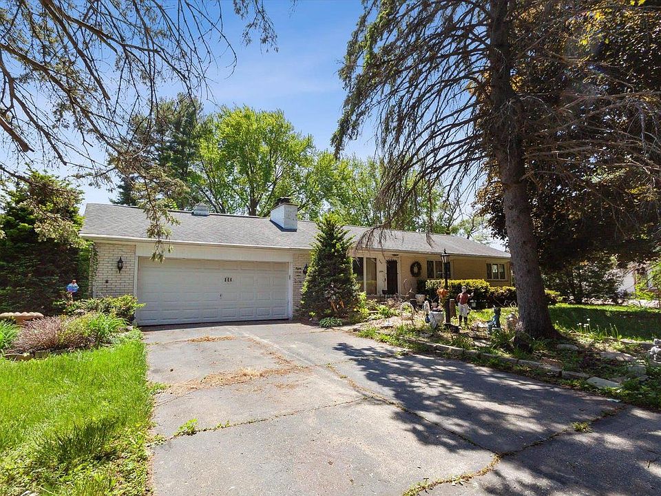 864 East Hart Road, Beloit, WI 53511 Zillow