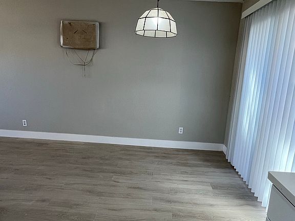 3rd image of 20460 Rimrock Rd APT 1