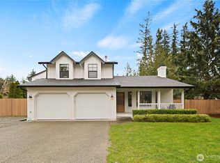 23011 SE Lake Wilderness Drive, Maple Valley, WA 98038