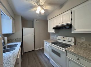 649 Pine Ridge Pl, Raleigh, NC 27609