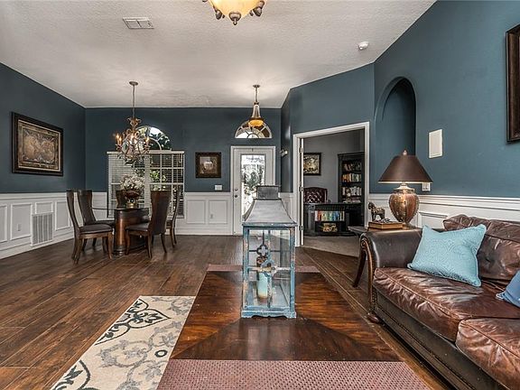 5th image of 21147 Preservation Dr