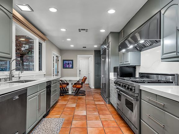 2nd image of 23333 Arminta St