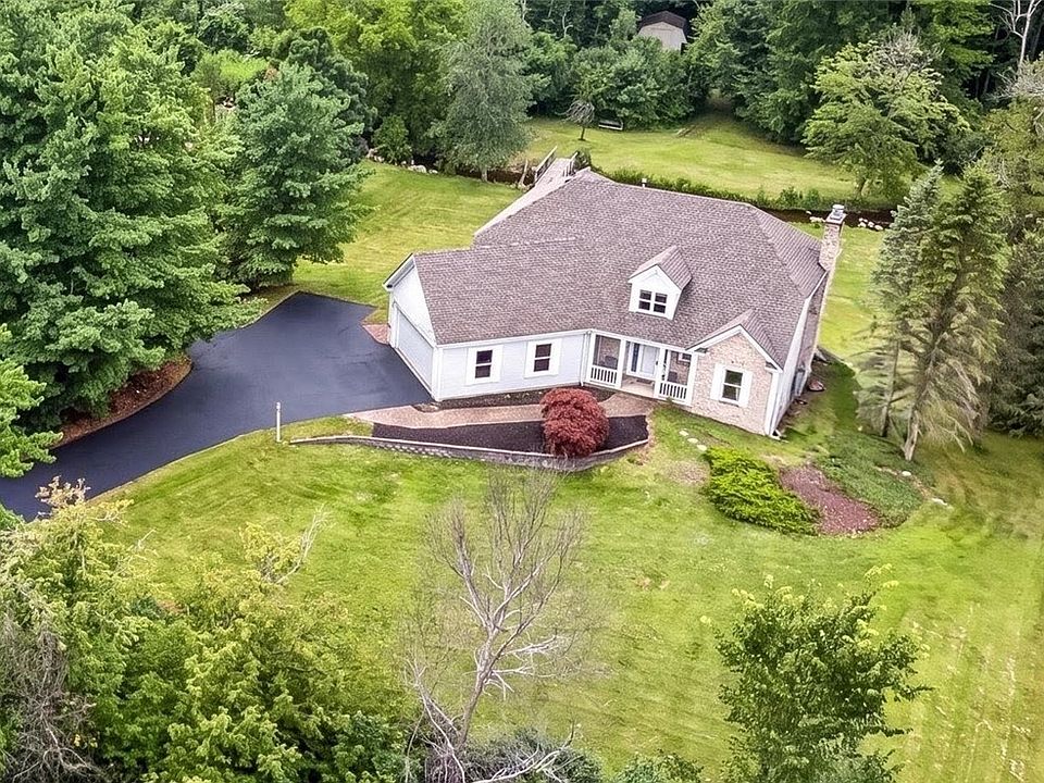 1st image of 233 Dean Rd