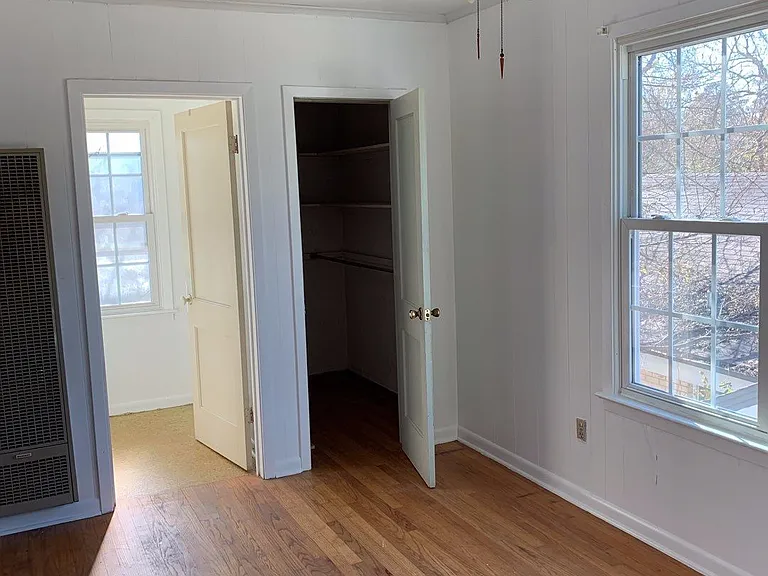 123 E Robinson Pl — Photo 12