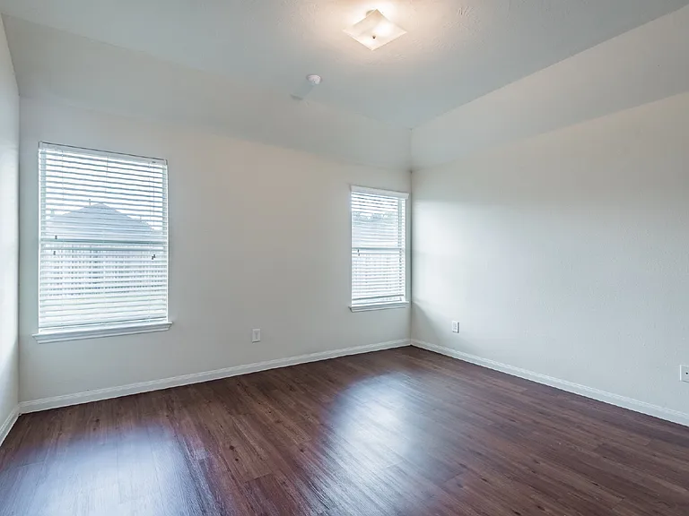 14942 Hidalgo Valley Ln — Photo 6