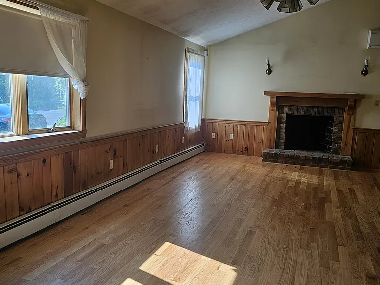 144 Baker St #1R — Photo 10