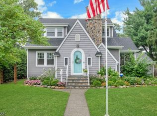 20 Mill Rd, Morris Plains, NJ 07950