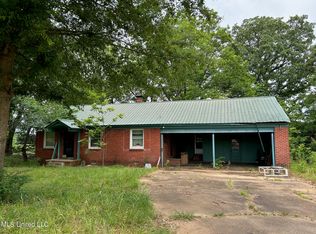 2235 Sycamore Rd, Coldwater, MS 38618