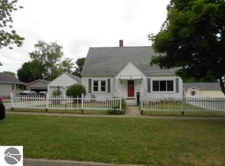 109 N Franklin St, Saint Louis, MI 48880