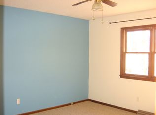 3704 S Hillcrest Ave, Springfield, MO 65807