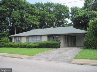 5 Willow Run Rd, Dover, PA 17315