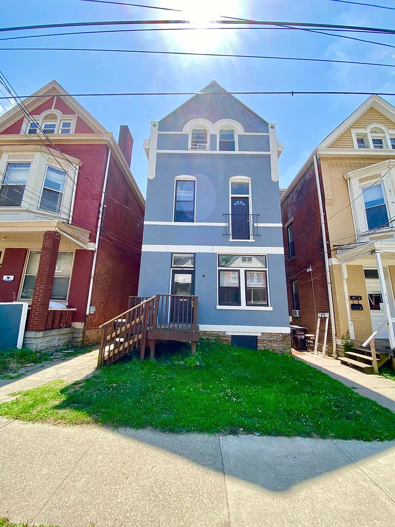 211 Bosley St — Photo 1