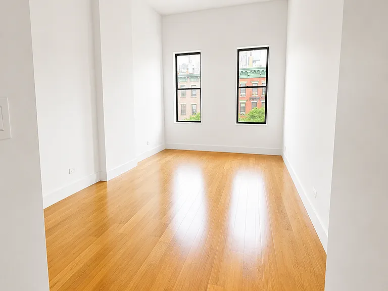 659 10th Ave #4AA — Photo 11